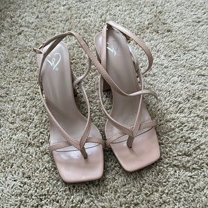 tan heels